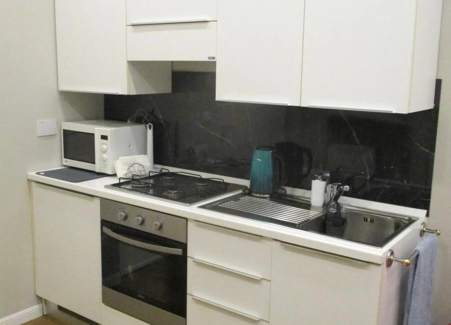 Apartment Thelozzashome Genoa Italy